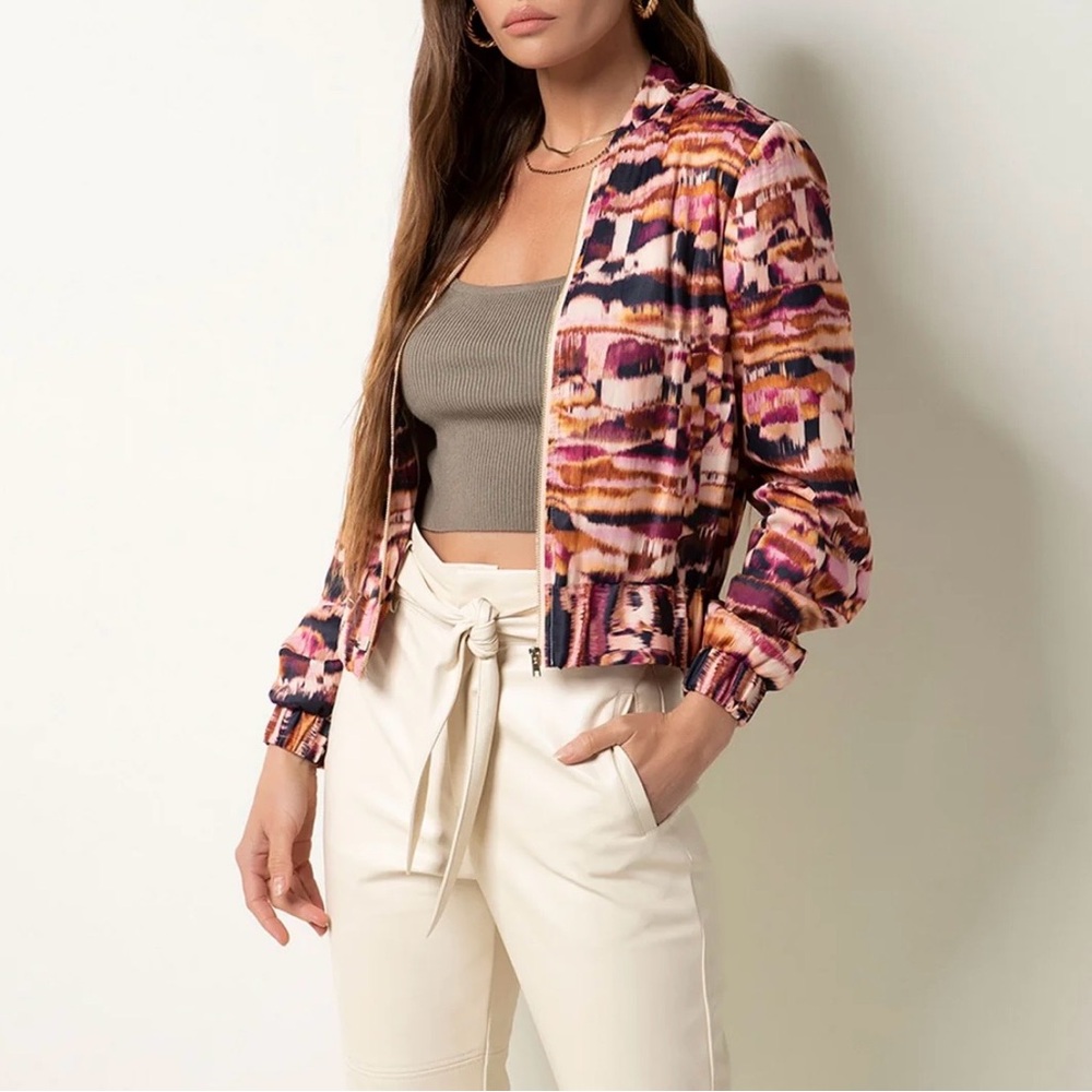 Tart Collections Multicolor Abstract Zip Jacket Size Small Lightweight Cropped‎